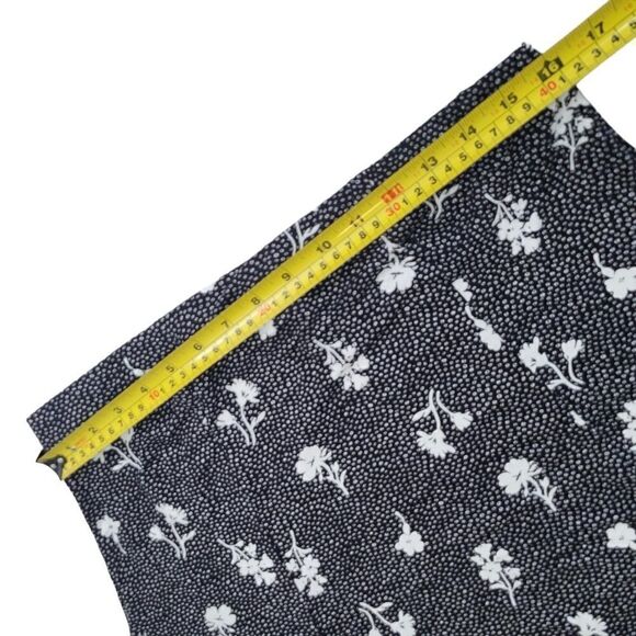 2/$20 Y2K Suzy Shier Black & White Floral Pattern Dress Skirt Size: Large - Picture 8 of 8
